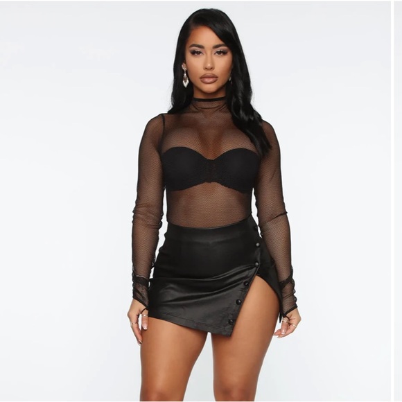 Fashion Nova faux leather skort - Picture 1 of 6
